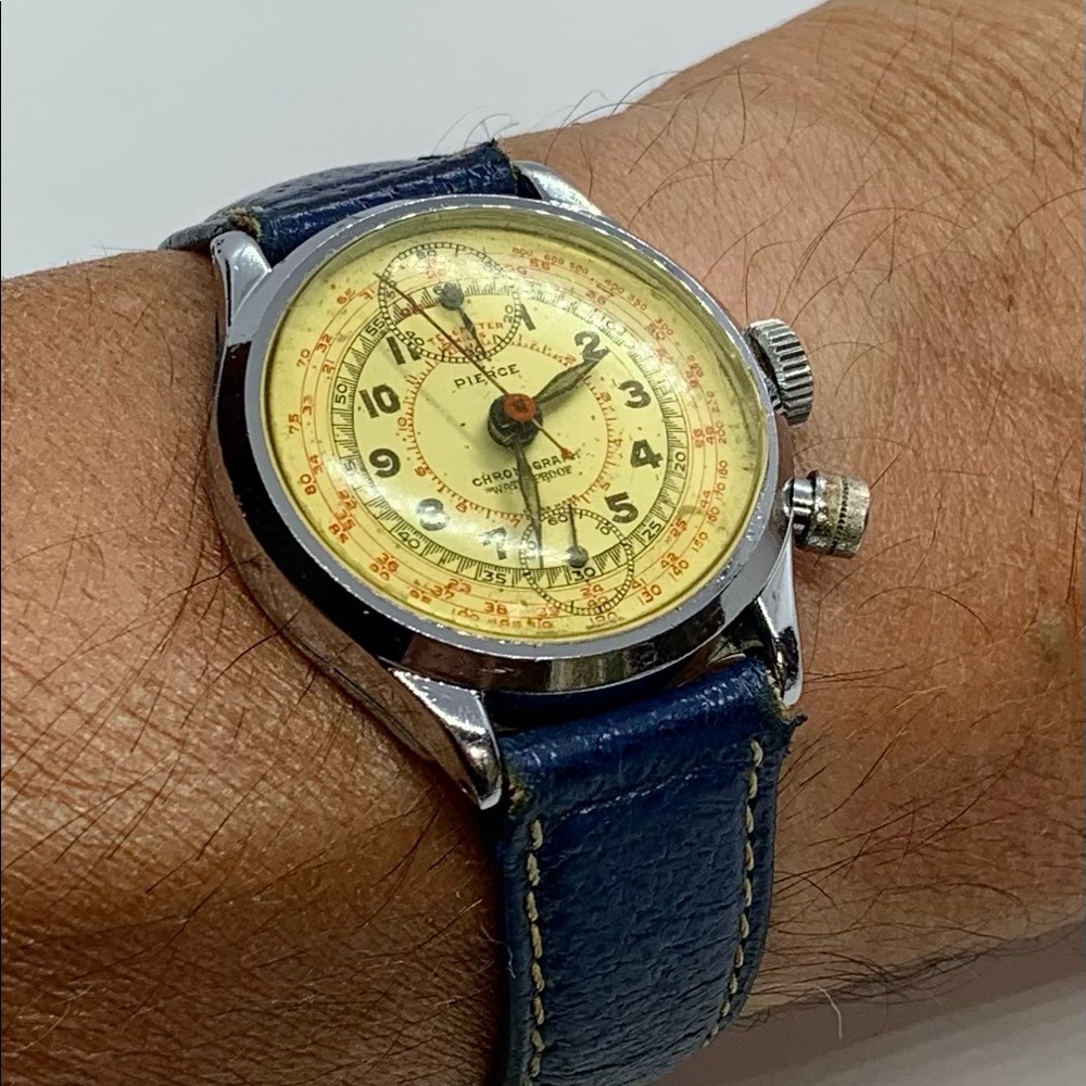 SOLD Vintage Swiss made Pierce Pilots chronograph - Picture 3 of 8